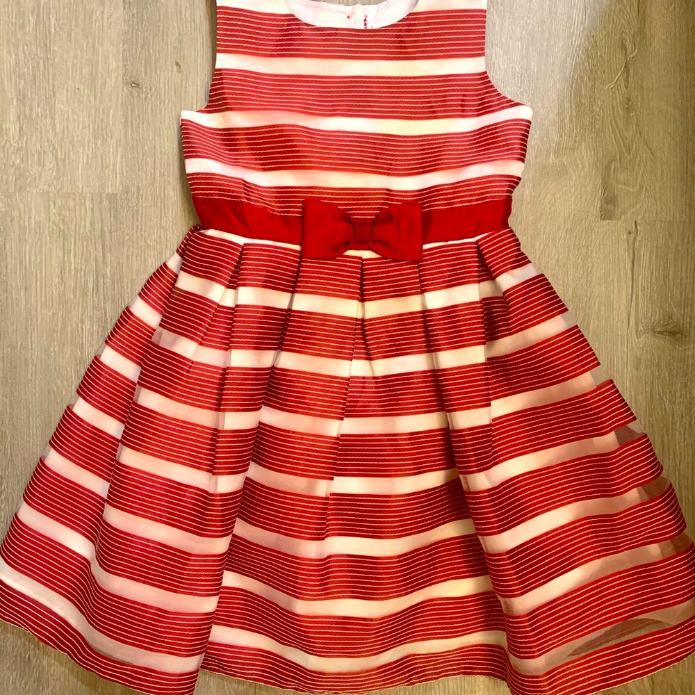 Formal girls sz 7 Christmas dress